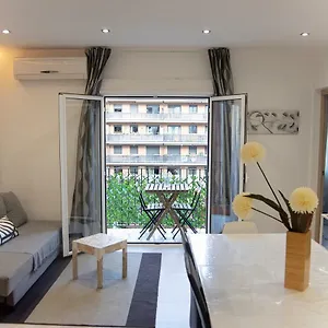 Your - Sagrada Familia Apartment